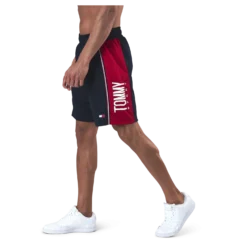 Blocked Iconic Short 9