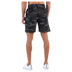 Capture Tech Shorts Patterned