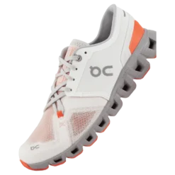 Cloud X 3 Ivory | Alloy
