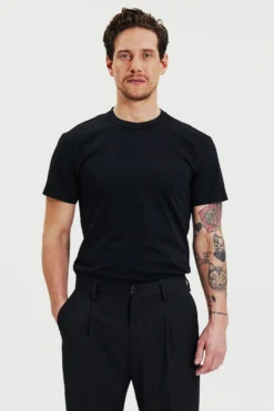 Crew-Neck Pima Black