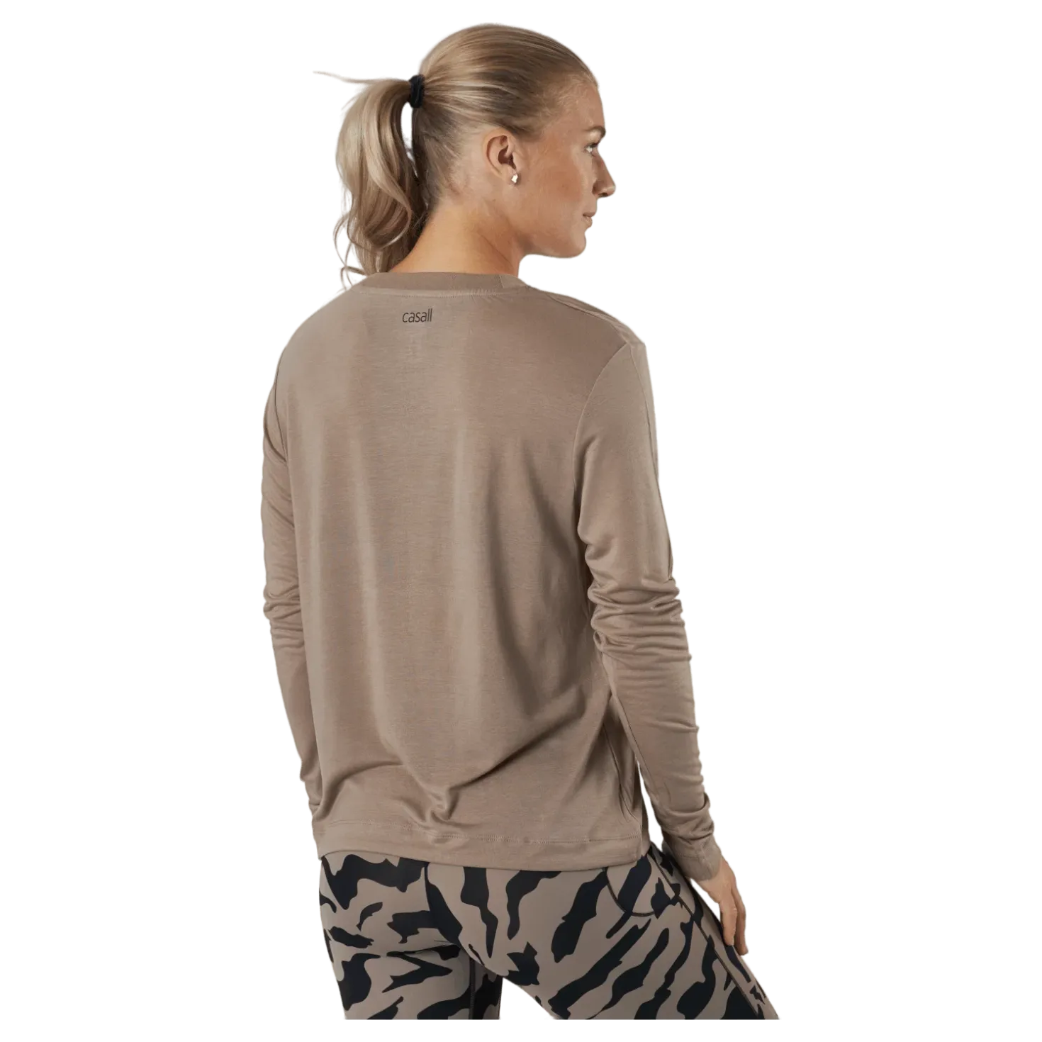 Ease Crew Neck Taupe Grey