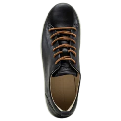 Ecco First Black