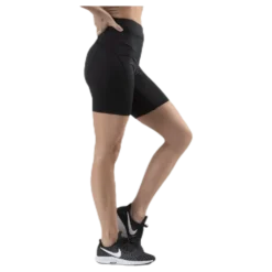 Eris Shorts Black