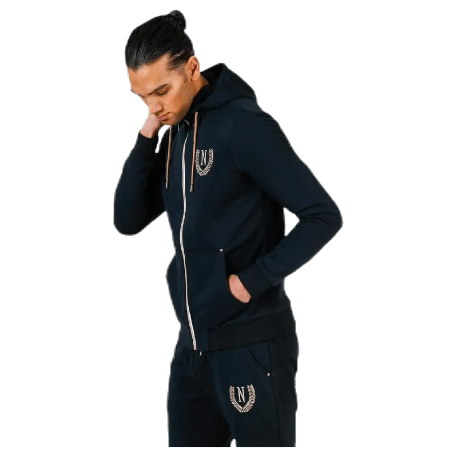Laurel Hood Black