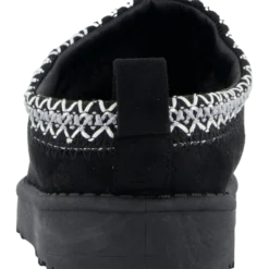 Lova W Black