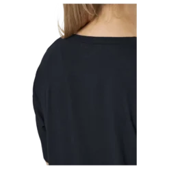 Luisa Tee Black