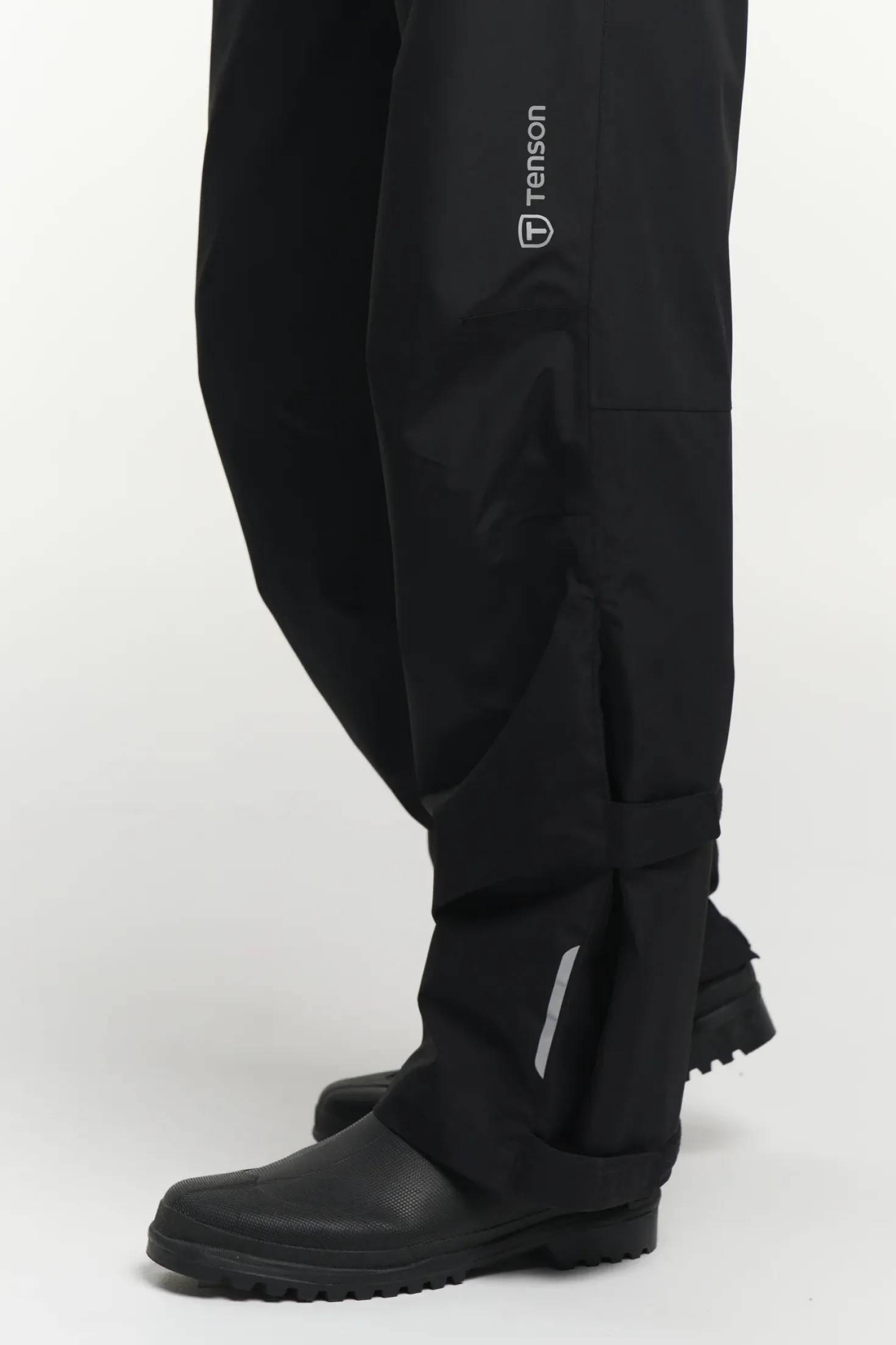 Melville Pants Men Black