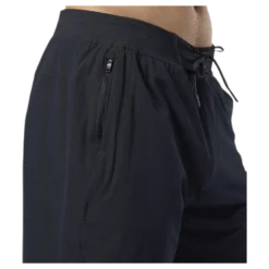 OST Q3 Epic Short Black