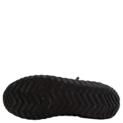 Out n About Plus Conquest Black