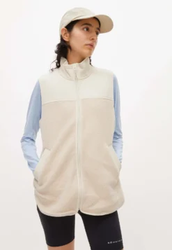 Phoebe Pile Vest Vanilla Ice