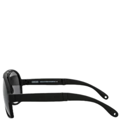 P76R Black