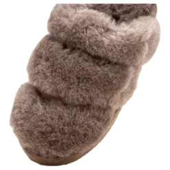 Svava Grey