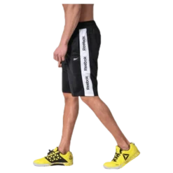 TE Linear Logo Short Black