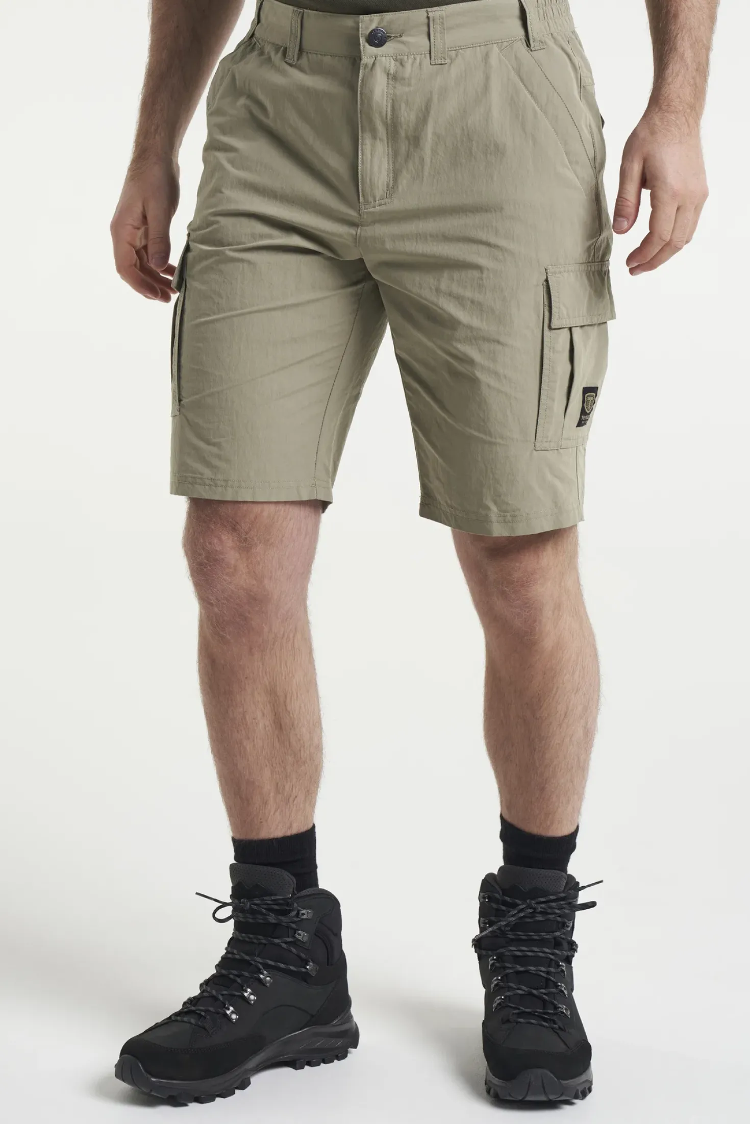 Thad Shorts Men Khaki