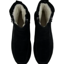 Timor M Studs Black