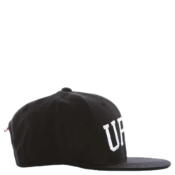 UP09 Crew Snapback Black