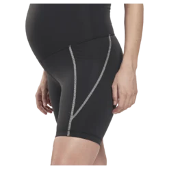 Y Lux Maternity Short Black